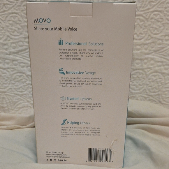 OVO UM700 USB Microphone - Black and Teal - Picture 2 of 12